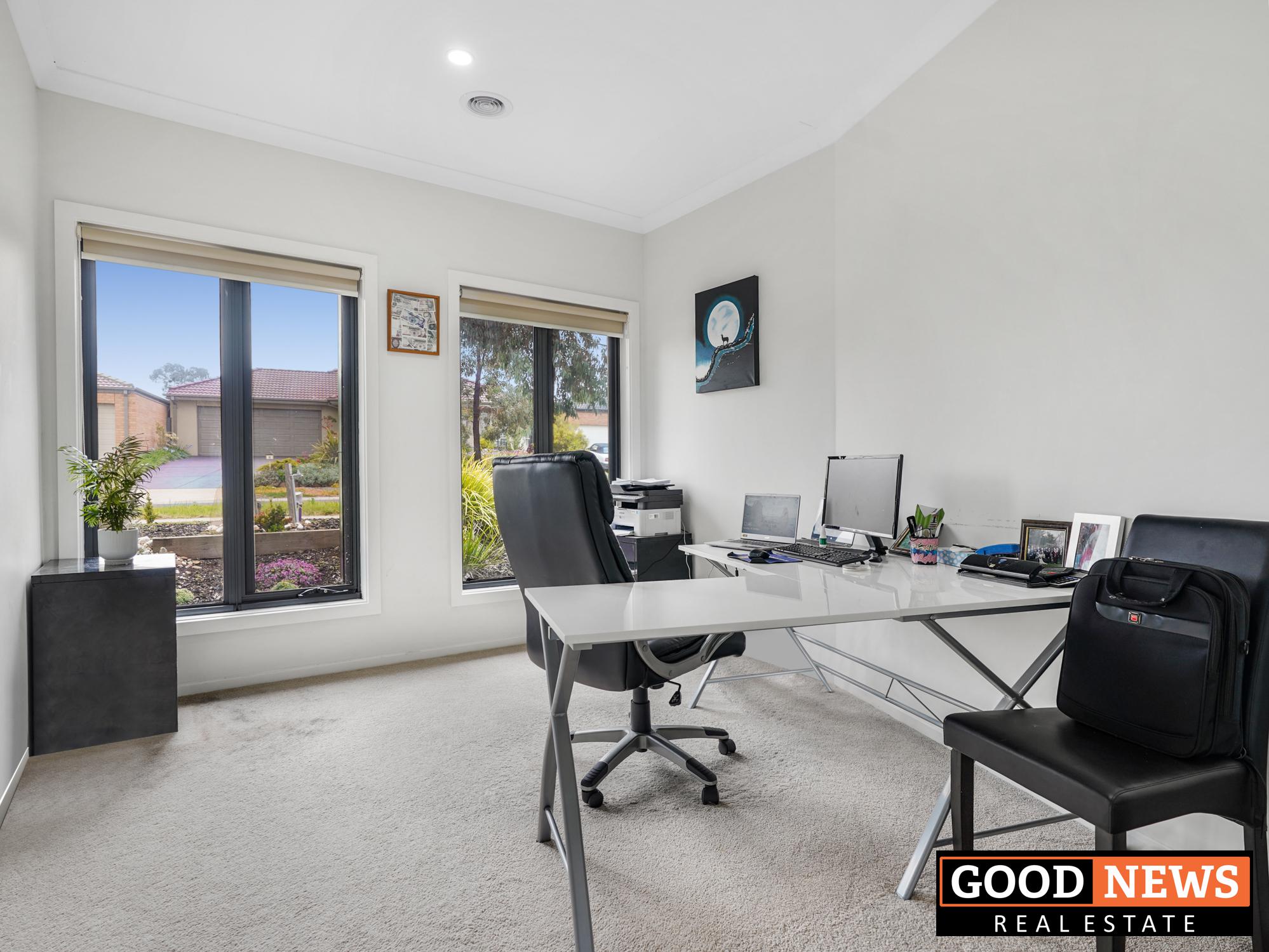 8 Yass Court, MANOR LAKES, VIC 3024 AUS