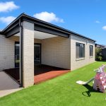 17 Letchworth Street, STRATHTULLOH, VIC 3338 AUS