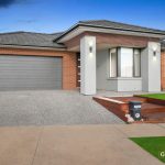 21 RUISLIP AVE, STRATHTULLOH, VIC 3338 AUS