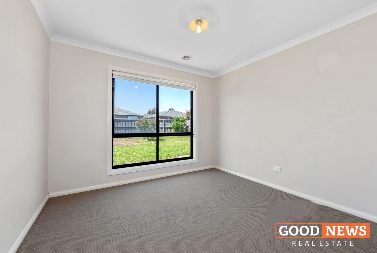 7 Florentino Parade, POINT COOK, VIC 3030 AUS