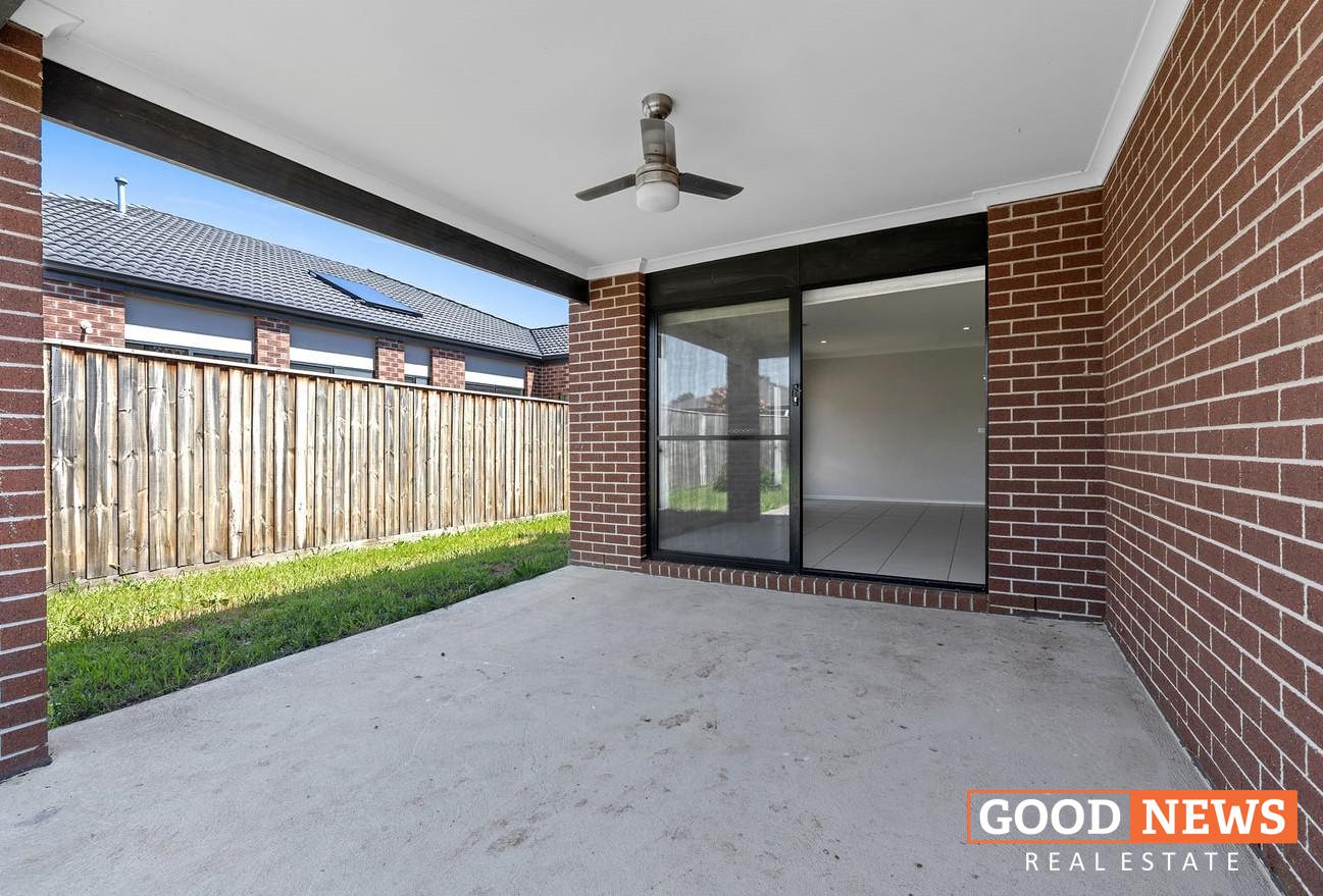 7 Florentino Parade, POINT COOK, VIC 3030 AUS