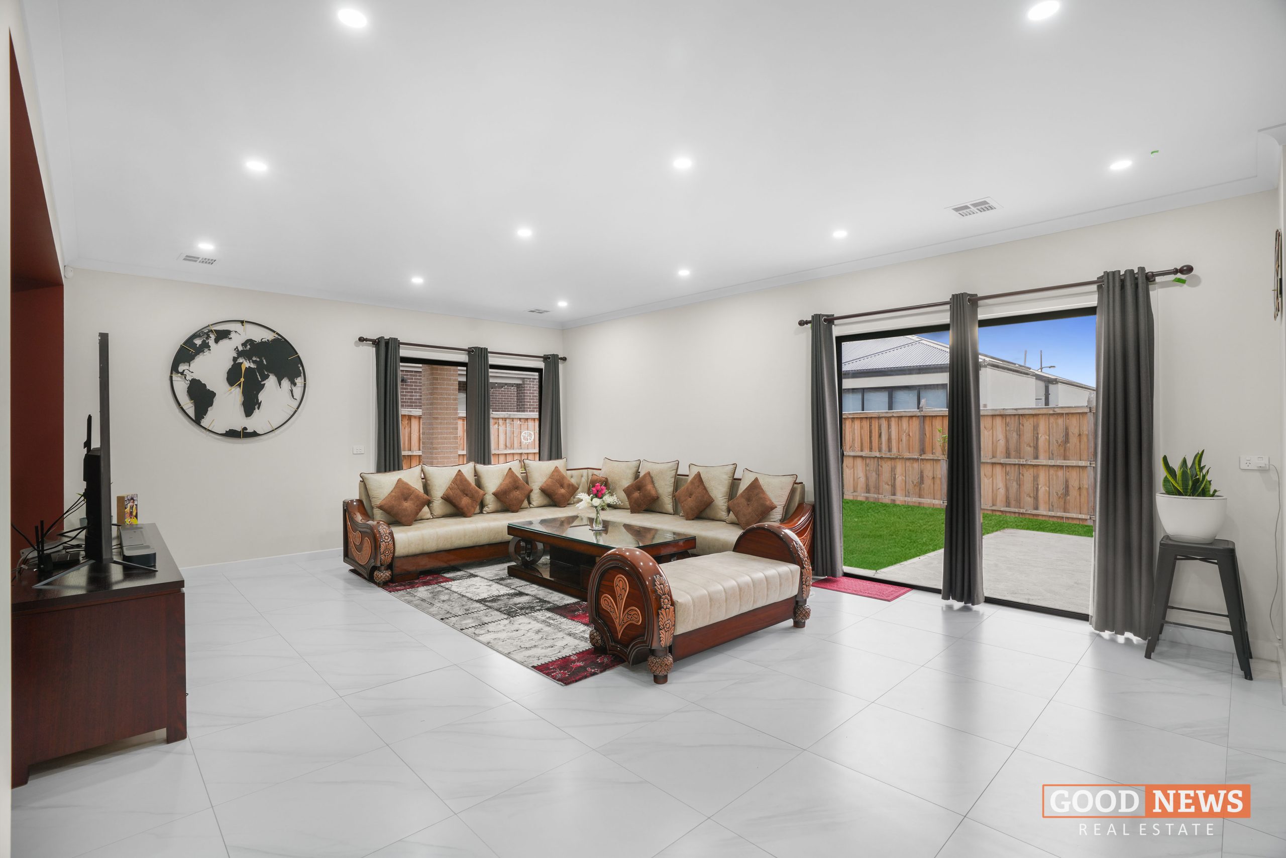 36 Ionica Loop, TRUGANINA, VIC 3029 AUS