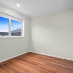 33 Saltaire Drive, STRATHTULLOH, VIC 3338 AUS