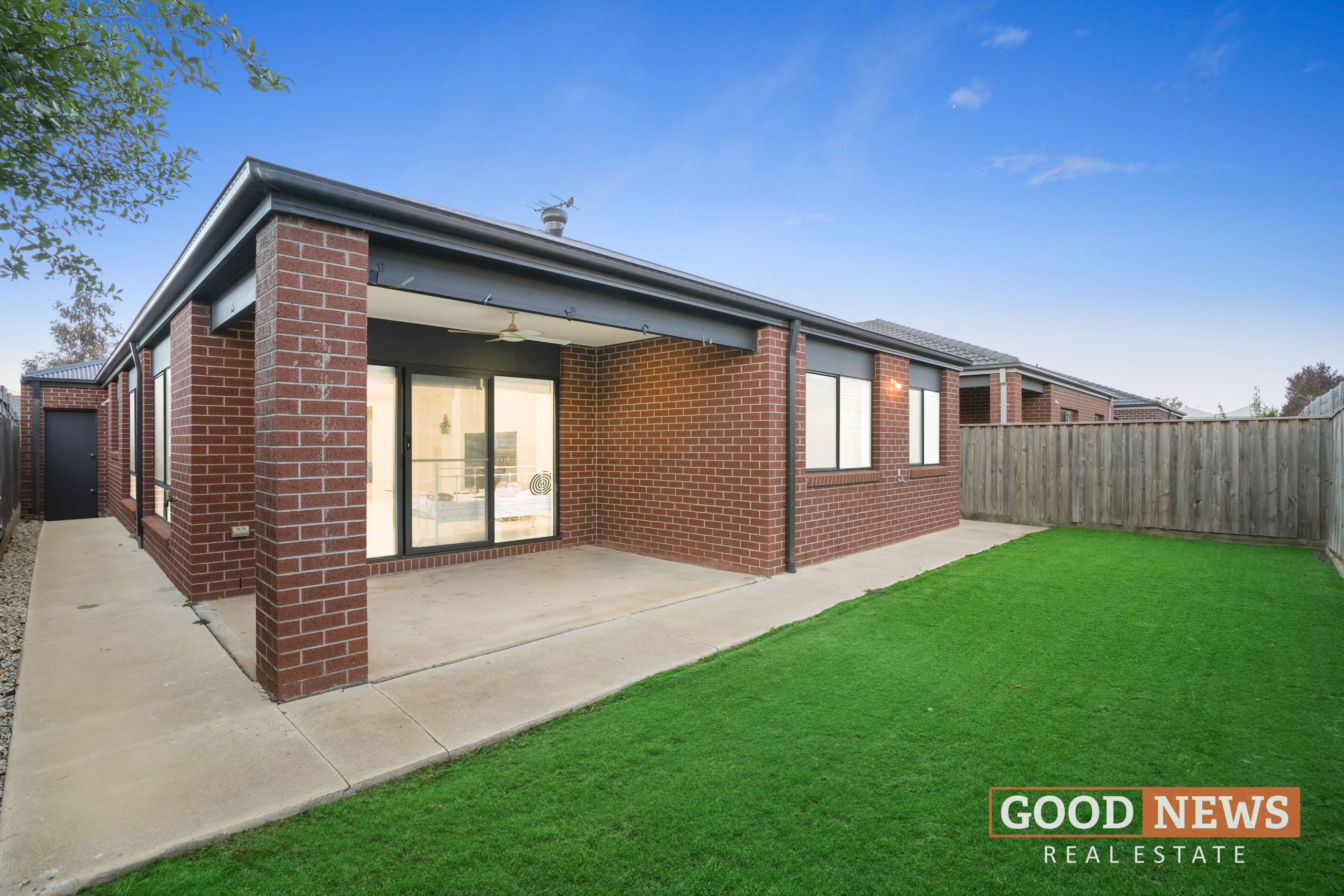 17 Goldeneye Circuit, WERRIBEE, VIC 3030 AUS